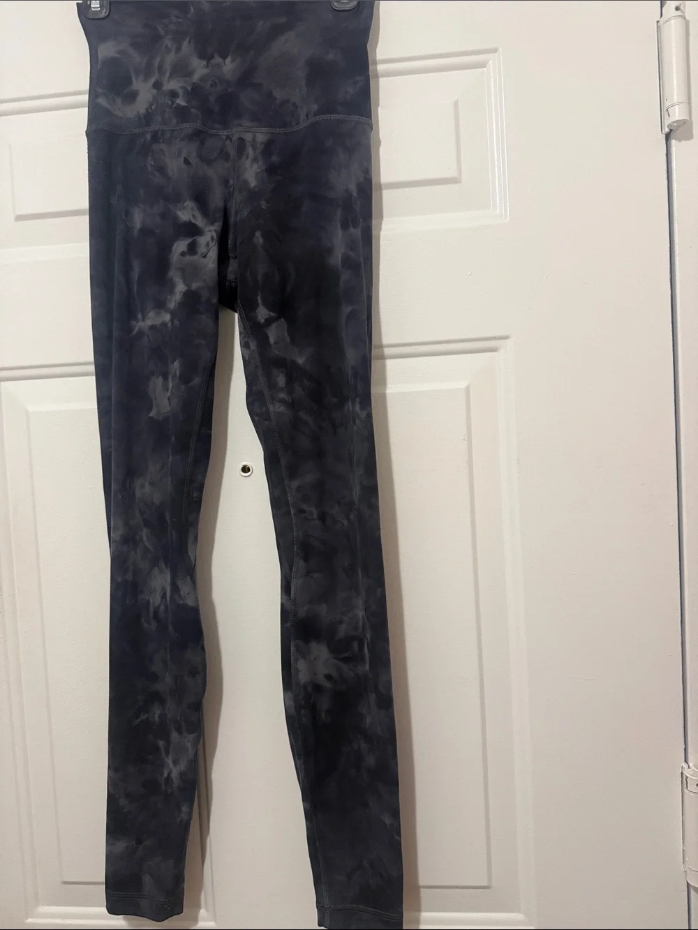 Lululemon Align Tie-Dye High-Waist Leggings in Charcoal Black and Gray